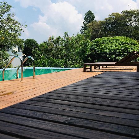 88Th - Ella Hotel Luaran gambar