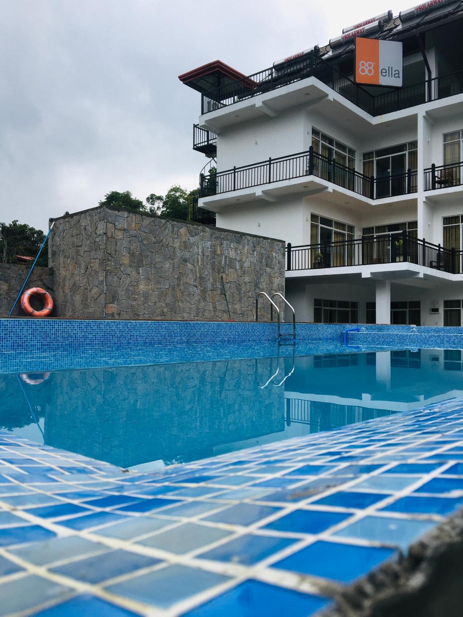 88Th - Ella Hotel Luaran gambar