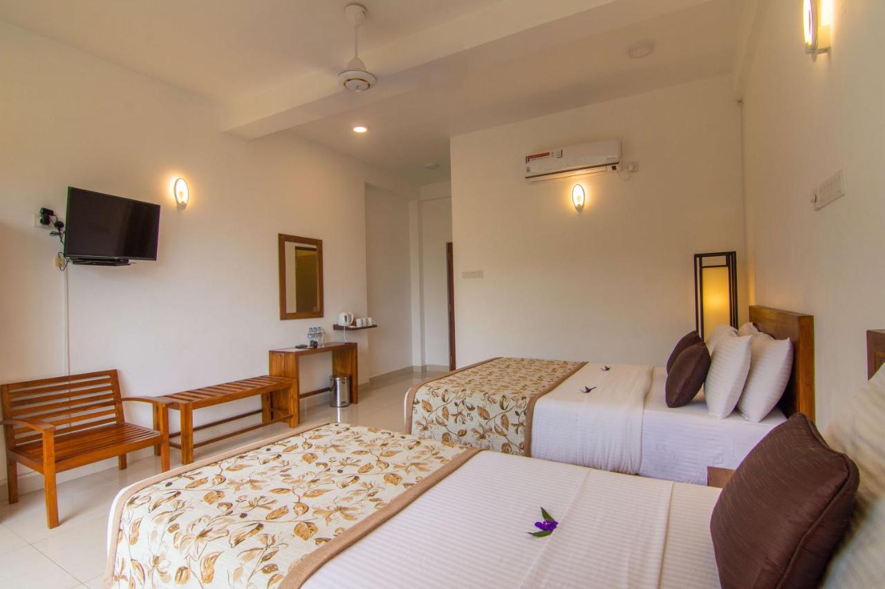 88Th - Ella Hotel Luaran gambar